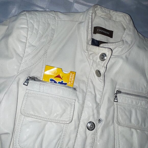 Danier leather jacket S - Picture 10 of 14